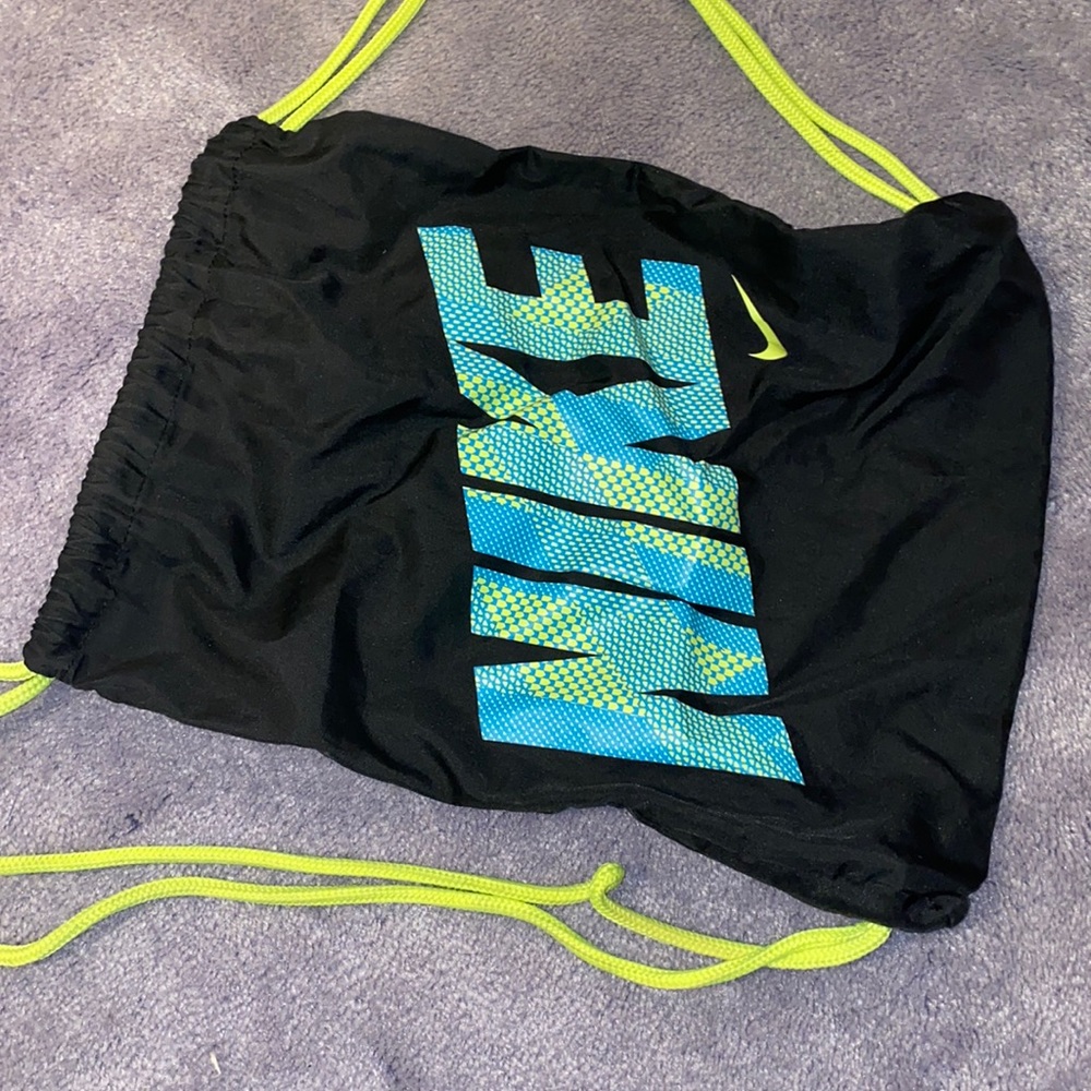 💫 Nike Drawstring Bag ✨